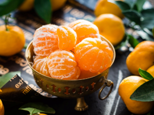 Fat-melting Foods for Women Include Salmon and Oranges